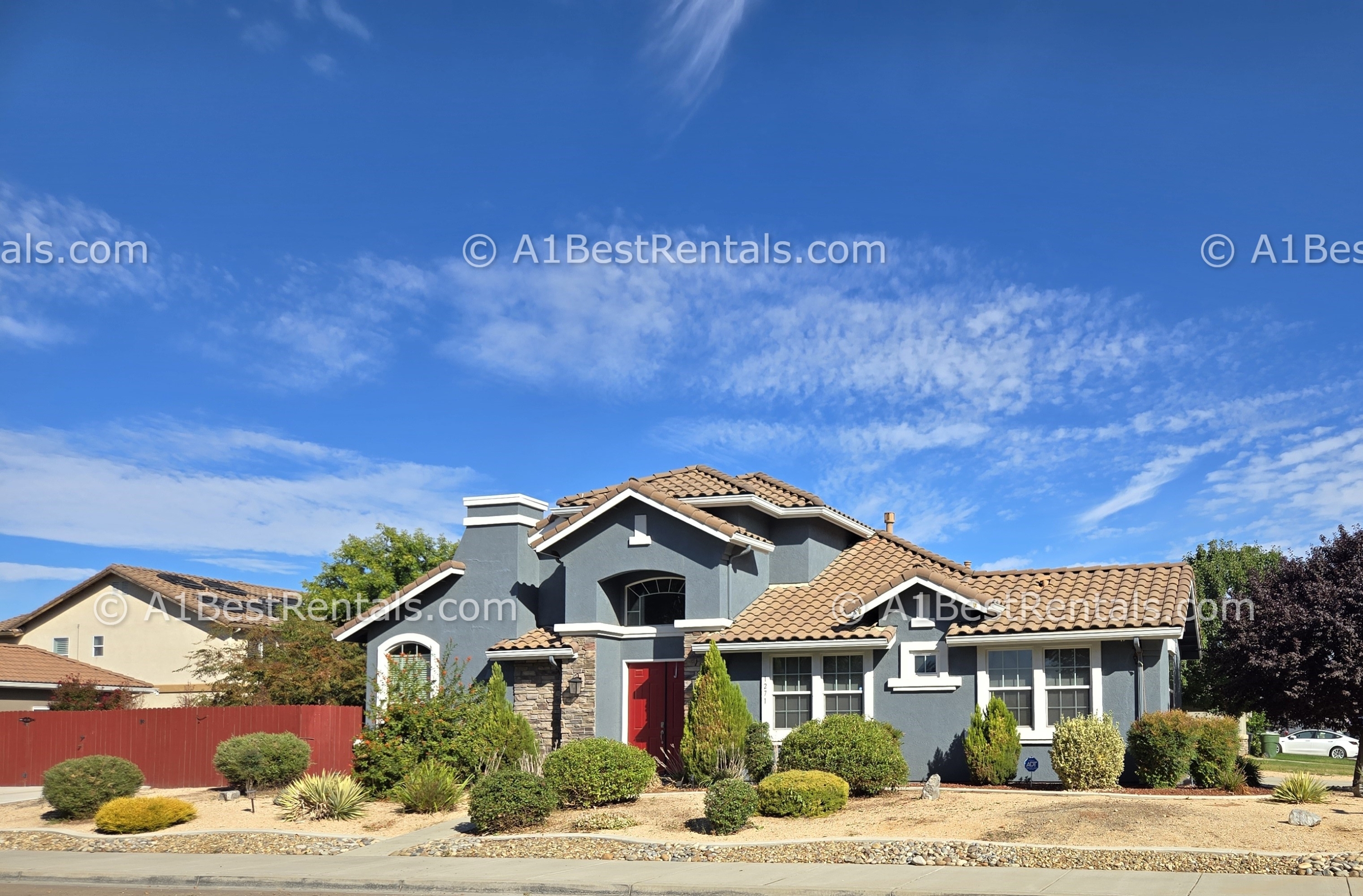 Property main image